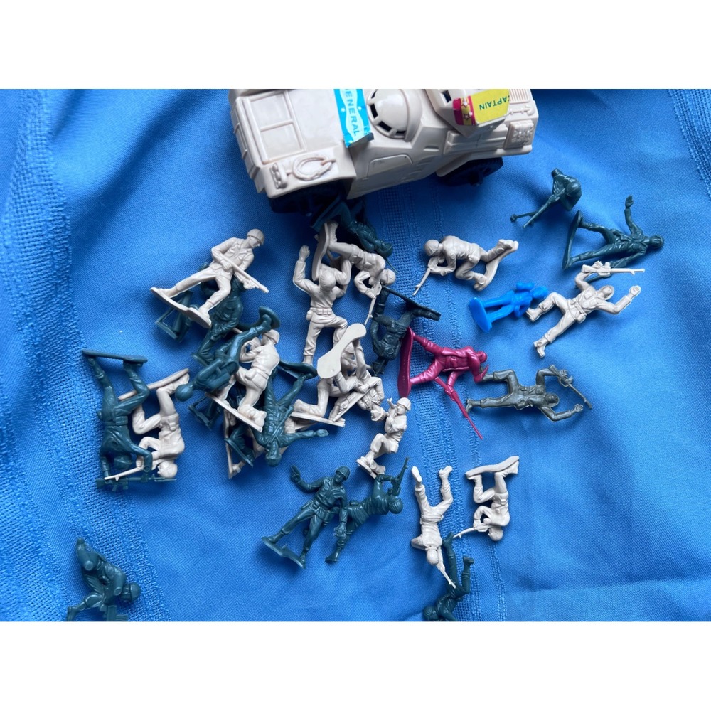 Vintage Processed Plastic Co Military Armored Car and Army Men Figures Lot Tan